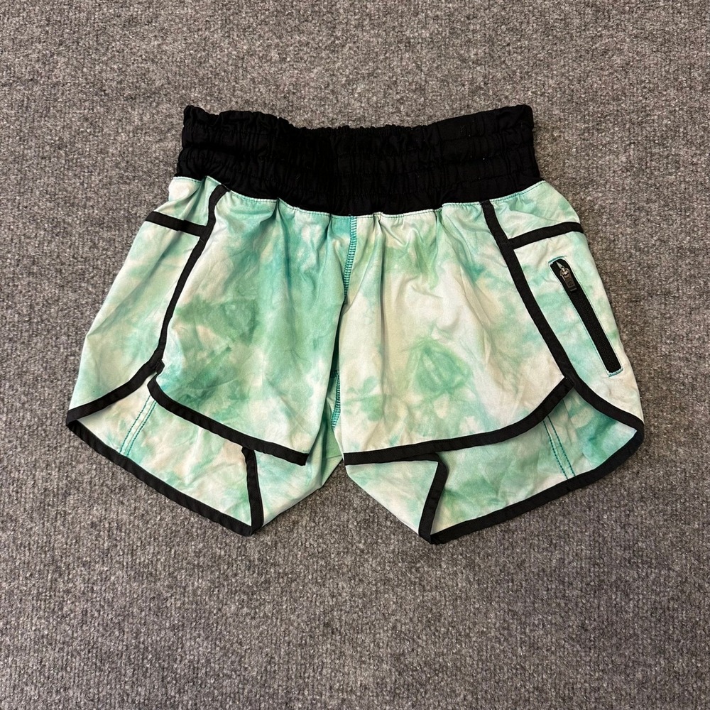 Lululemon Shorts Womens Size 6 Green Tie Dye Tracker V Athletic Running Pocket